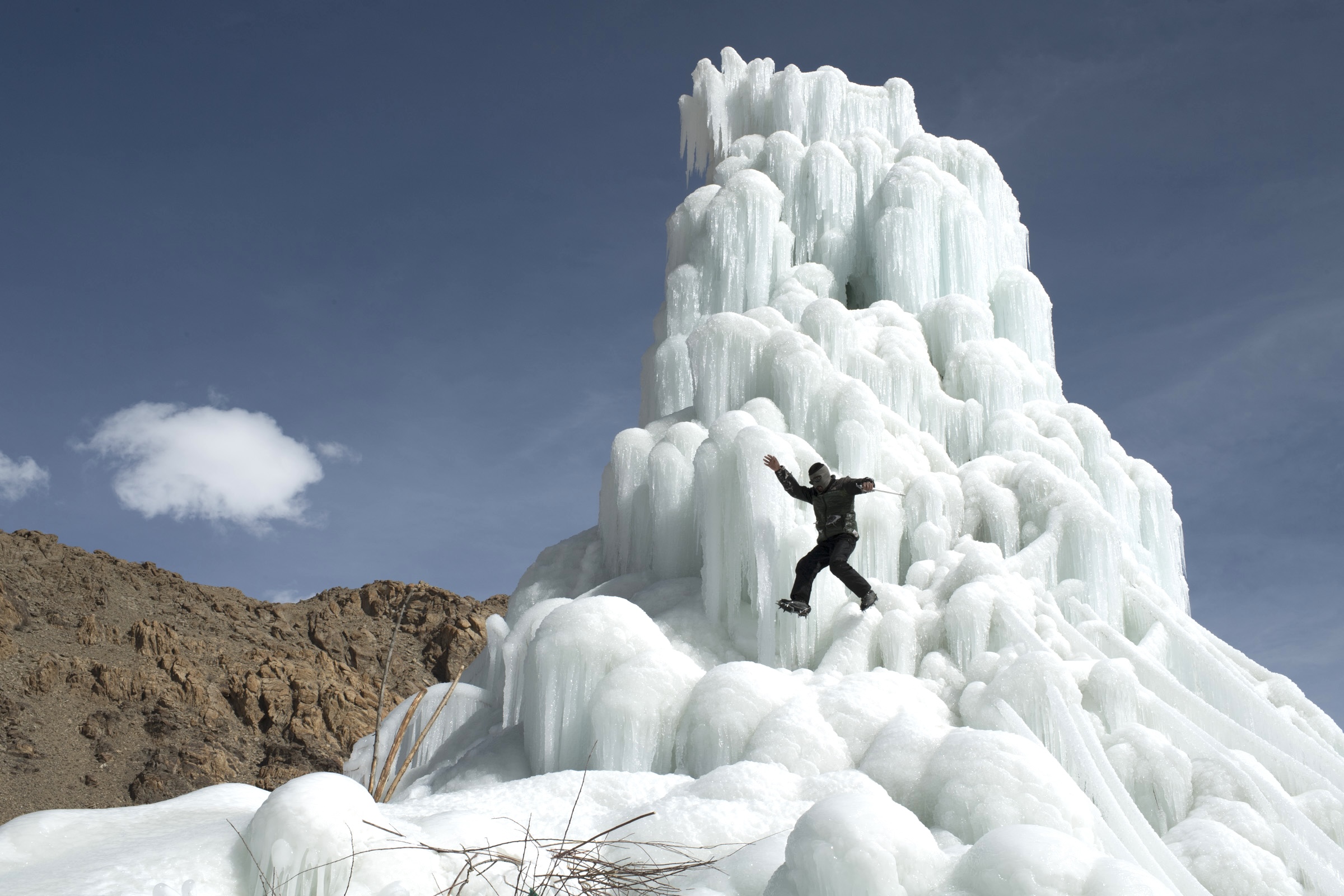 Reportage and Portrait about Sonam Wangchuk and the Ice Stupas, Ladakh, India, February-March 2020. Photos by Manuel Bauer.